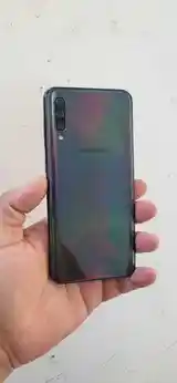 Samsung Galaxy A70 6/128Gb-2