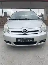 Toyota Corolla Verso, 2006-3