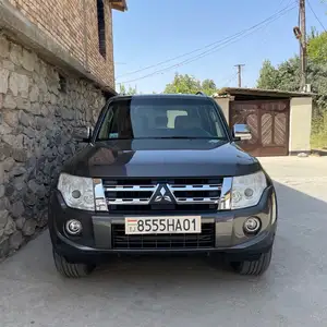 Mitsubishi Pajero, 2013