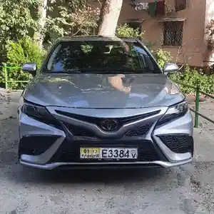 Toyota Camry, 2022