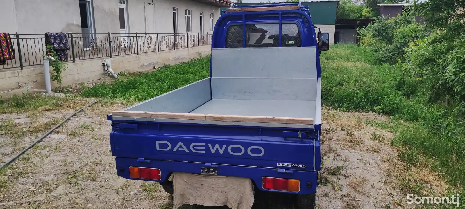 Бортовой автомобиль Daewoo Labo-2