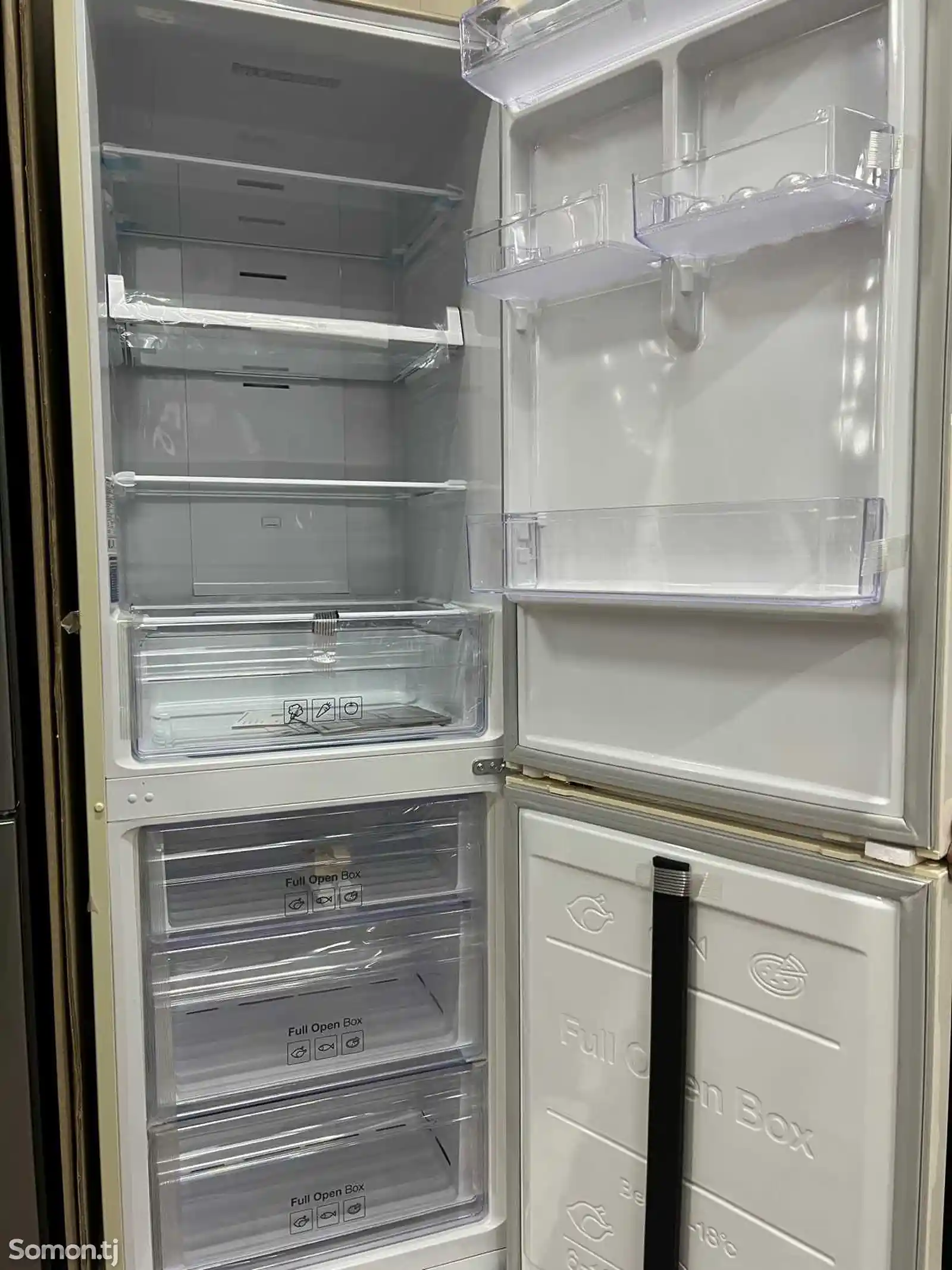 Холодильник Samsung 37 RBW-2