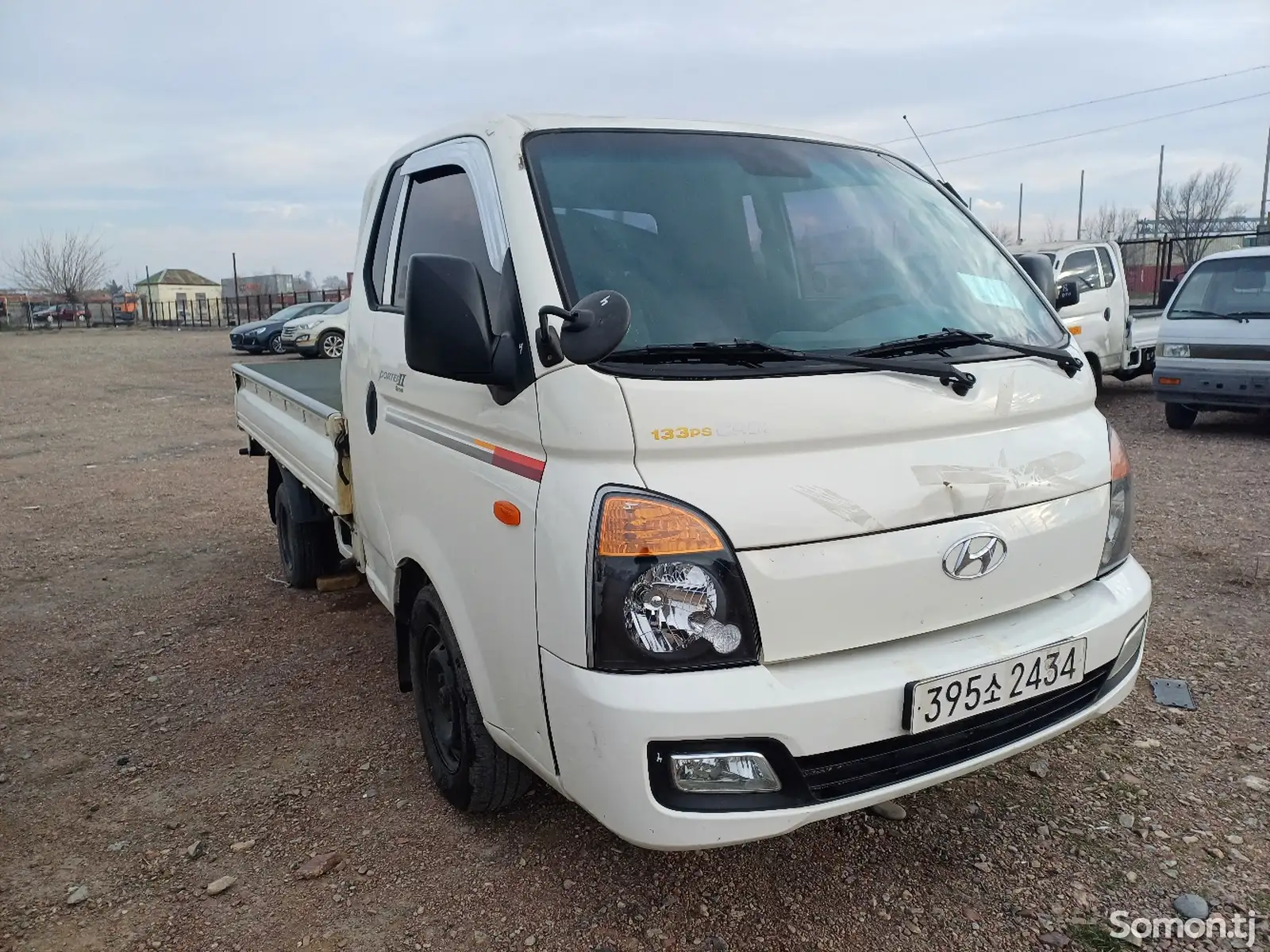 Бортовой автомобиль Hyundai Porter, 2015-1