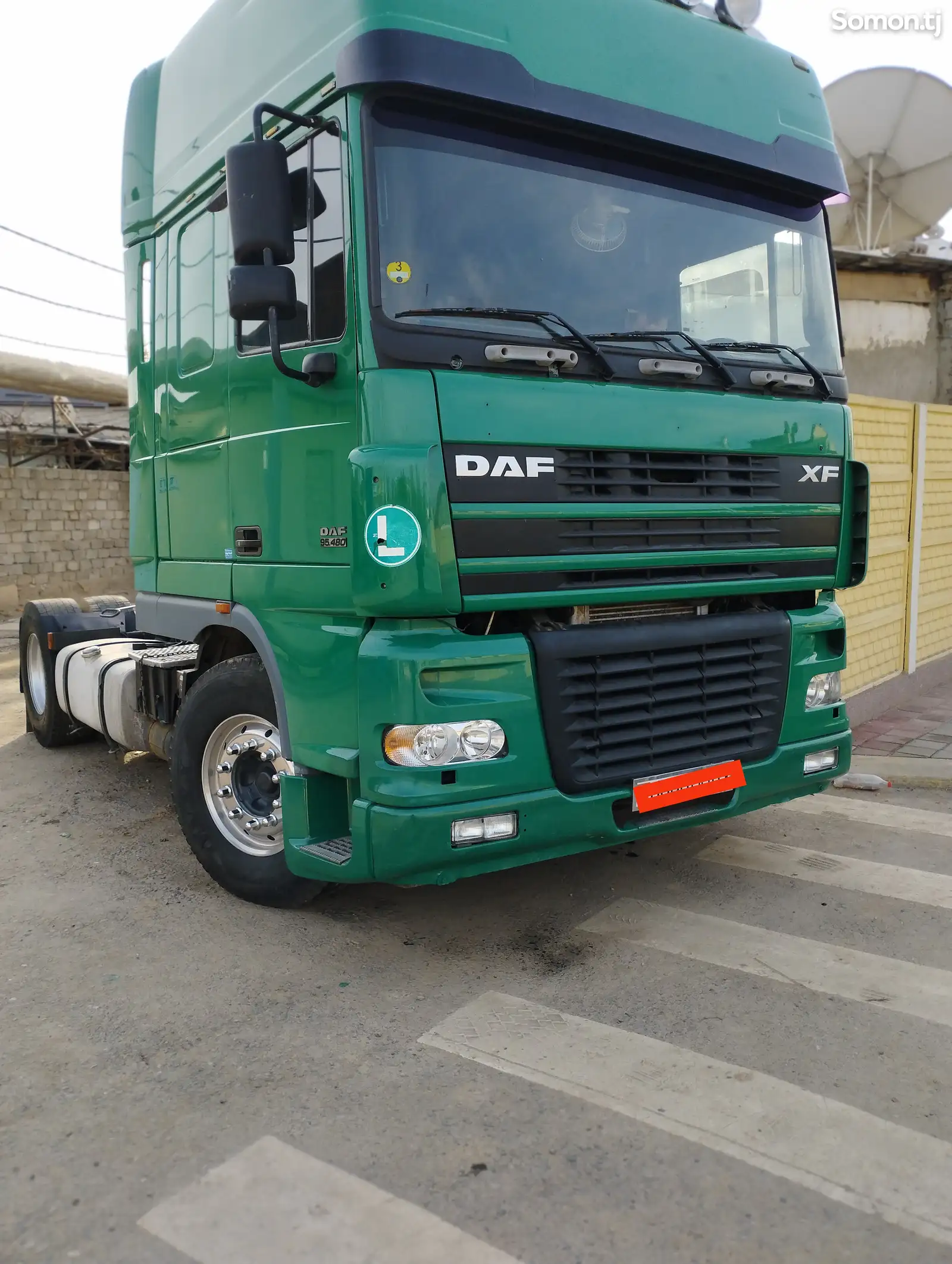 Грузовик тягач DAF 95480, 2006-2