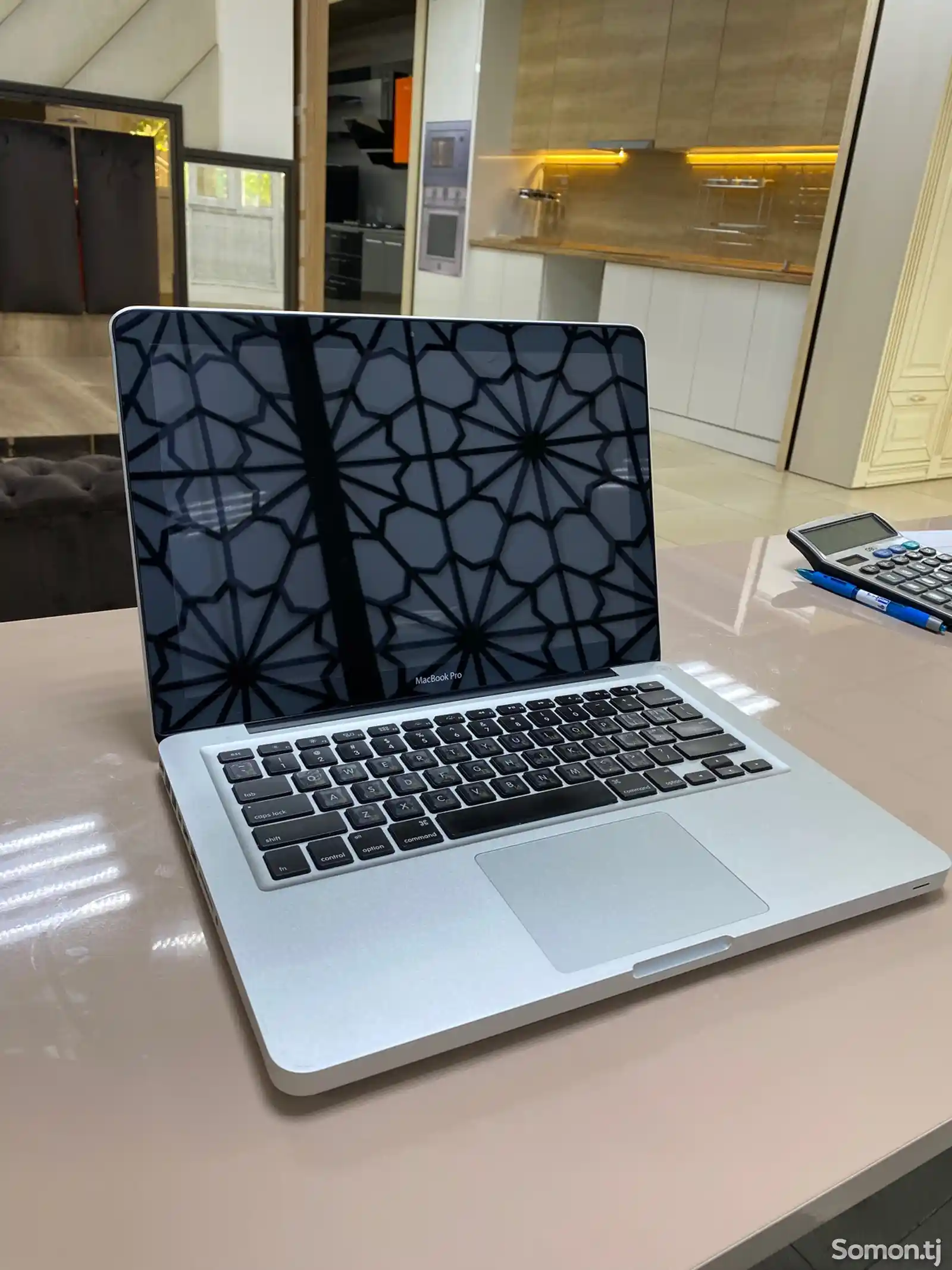 Ноутбук Apple MacBook Pro 2012-3