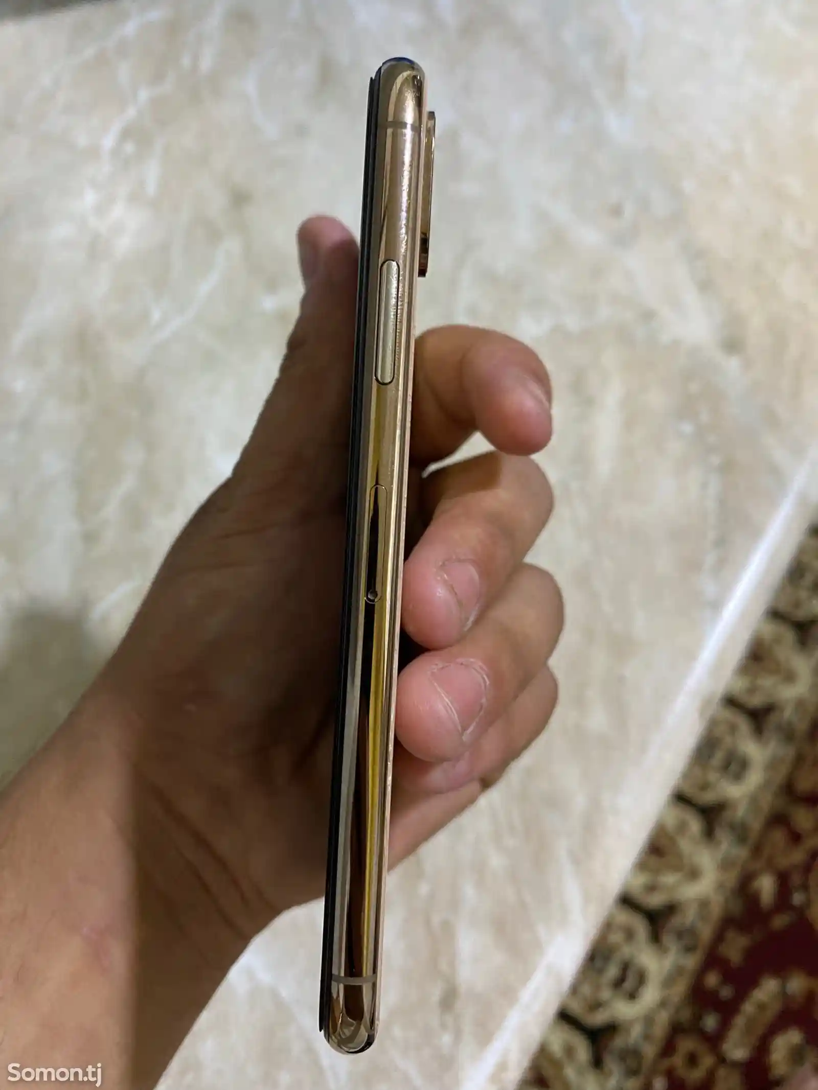 Apple iPhone Xs, 64 gb, Gold-1