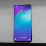 Samsung Galaxy S10+-5