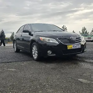 Toyota Camry, 2011