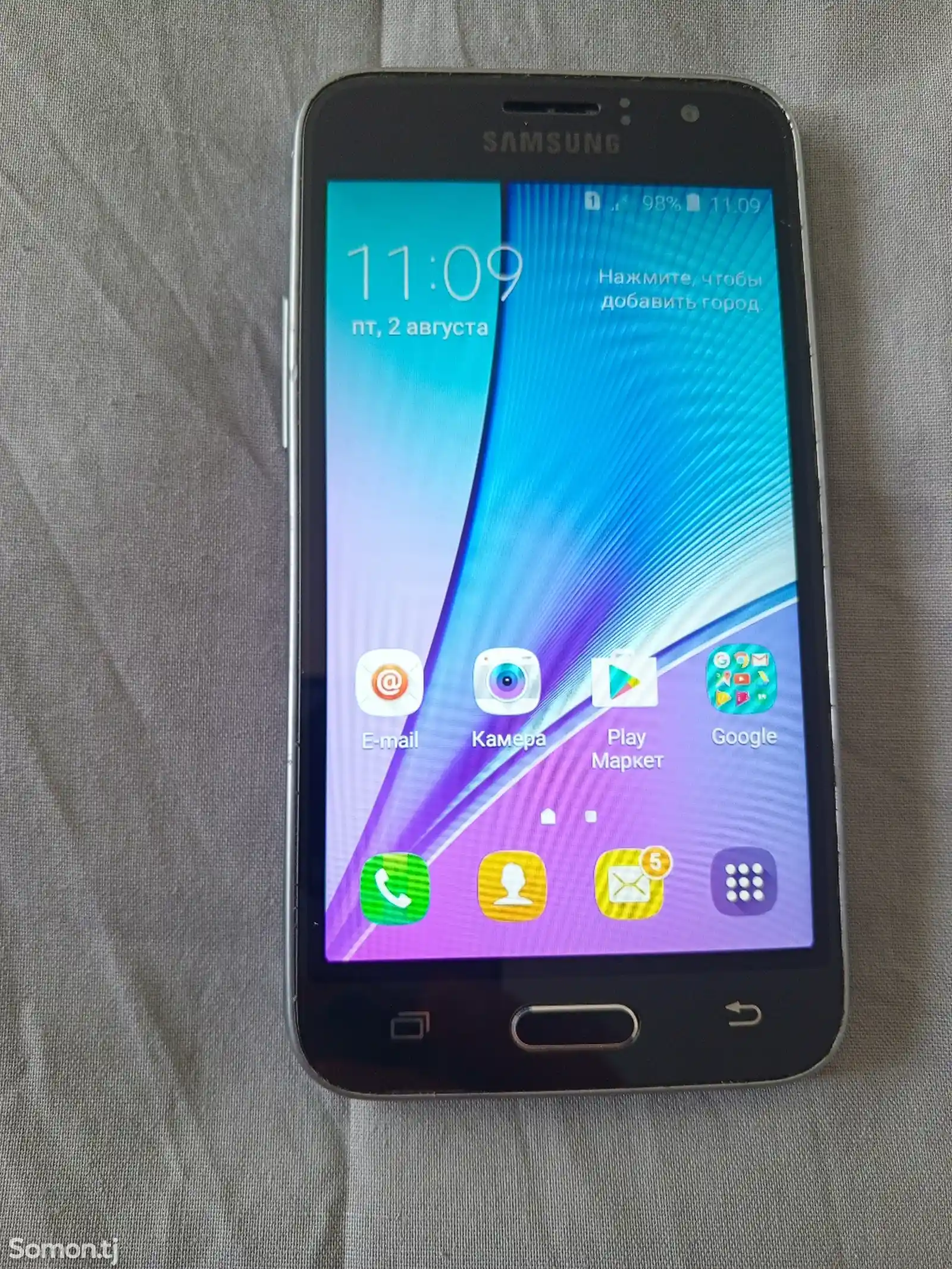 Samsung Galaxy J1 4G-3