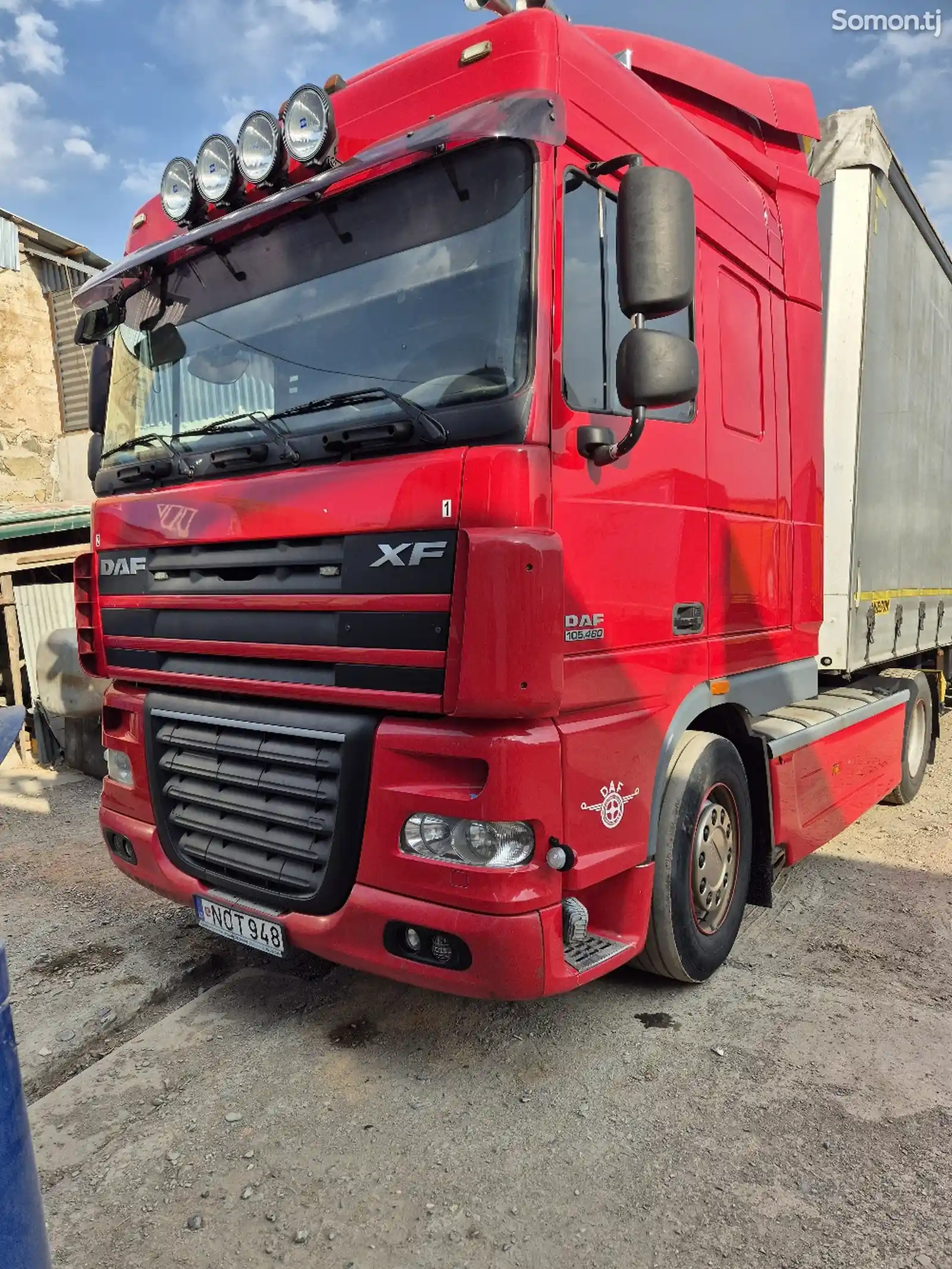 Седельный тягач Daf XF 2011-1