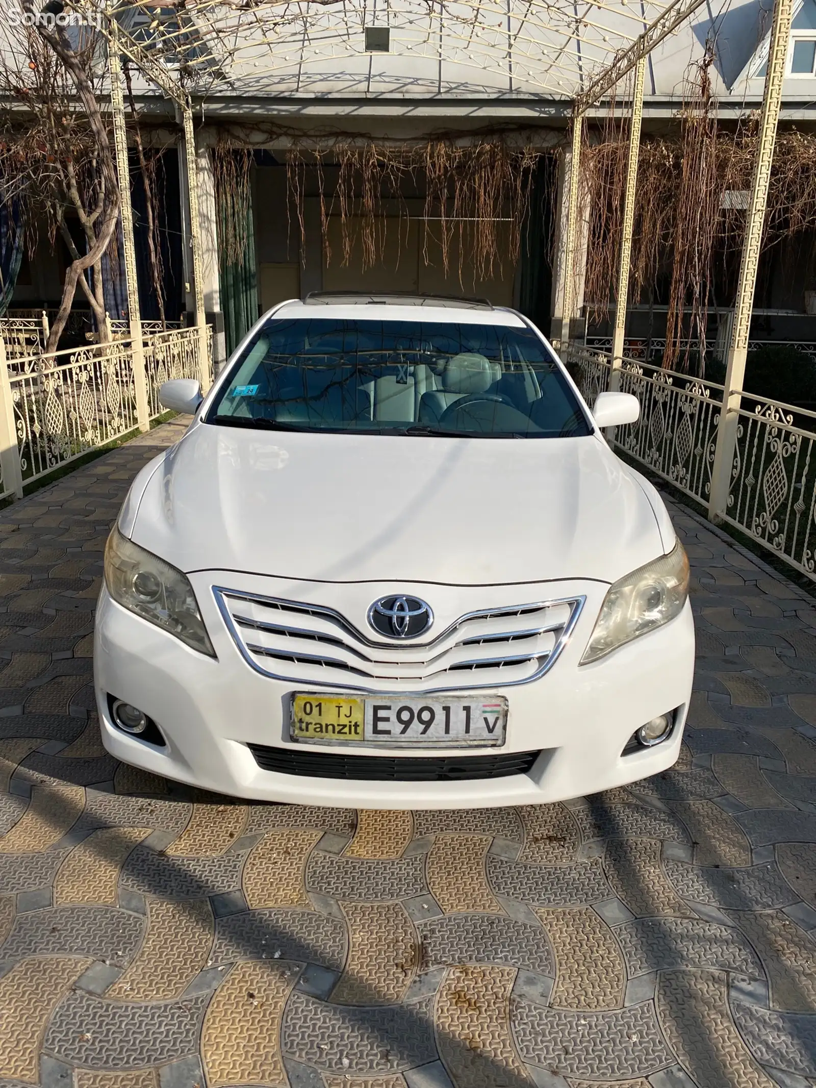 Toyota Camry, 2011-1