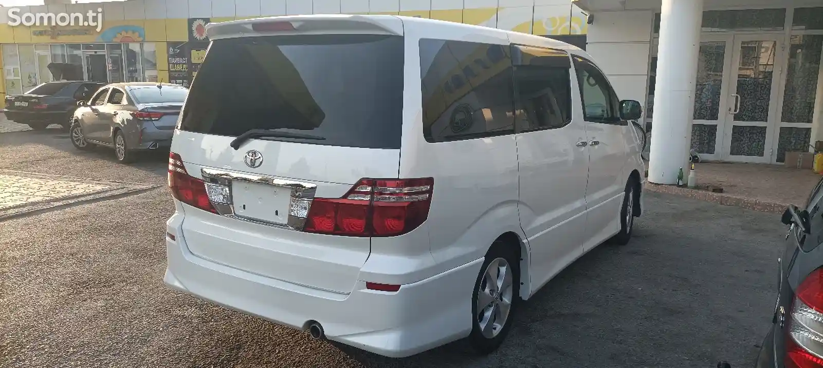 Toyota Alphard, 2008-3