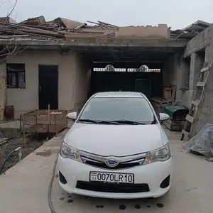 Toyota Fielder, 2014