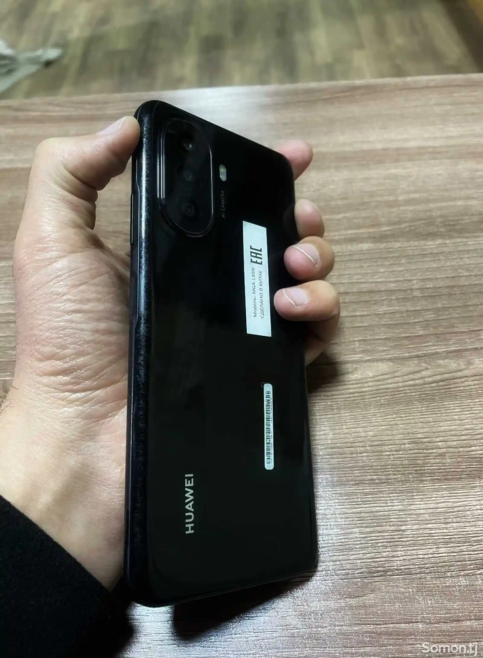 Смартфон Huawei-2