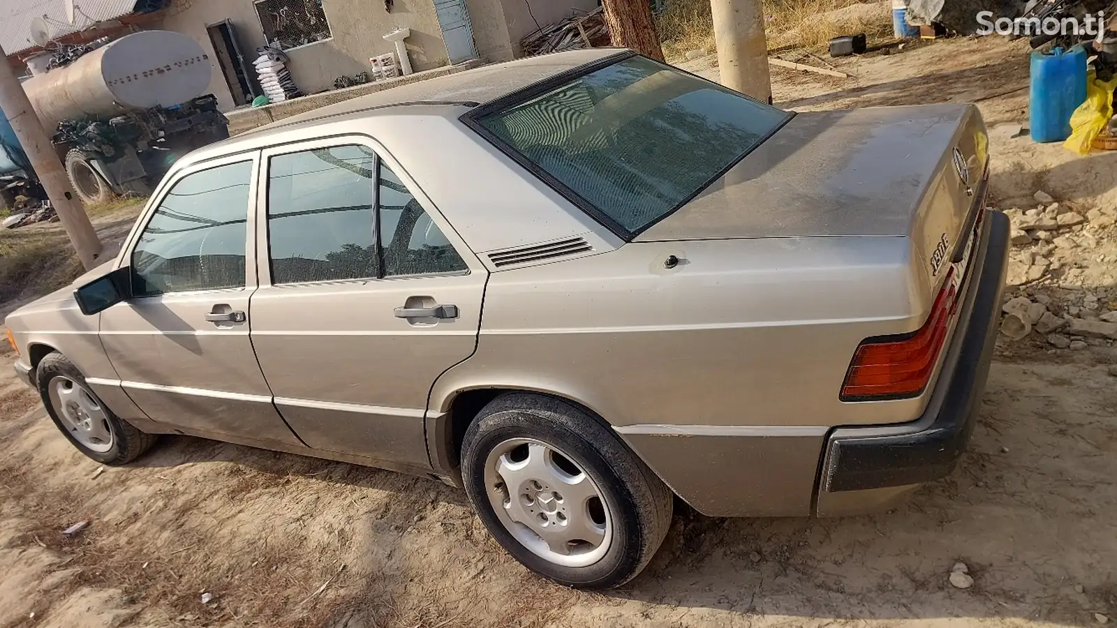 Mercedes-Benz E class, 1990-1