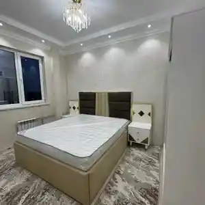 2-комн. квартира, 17 этаж, 100м², Симург