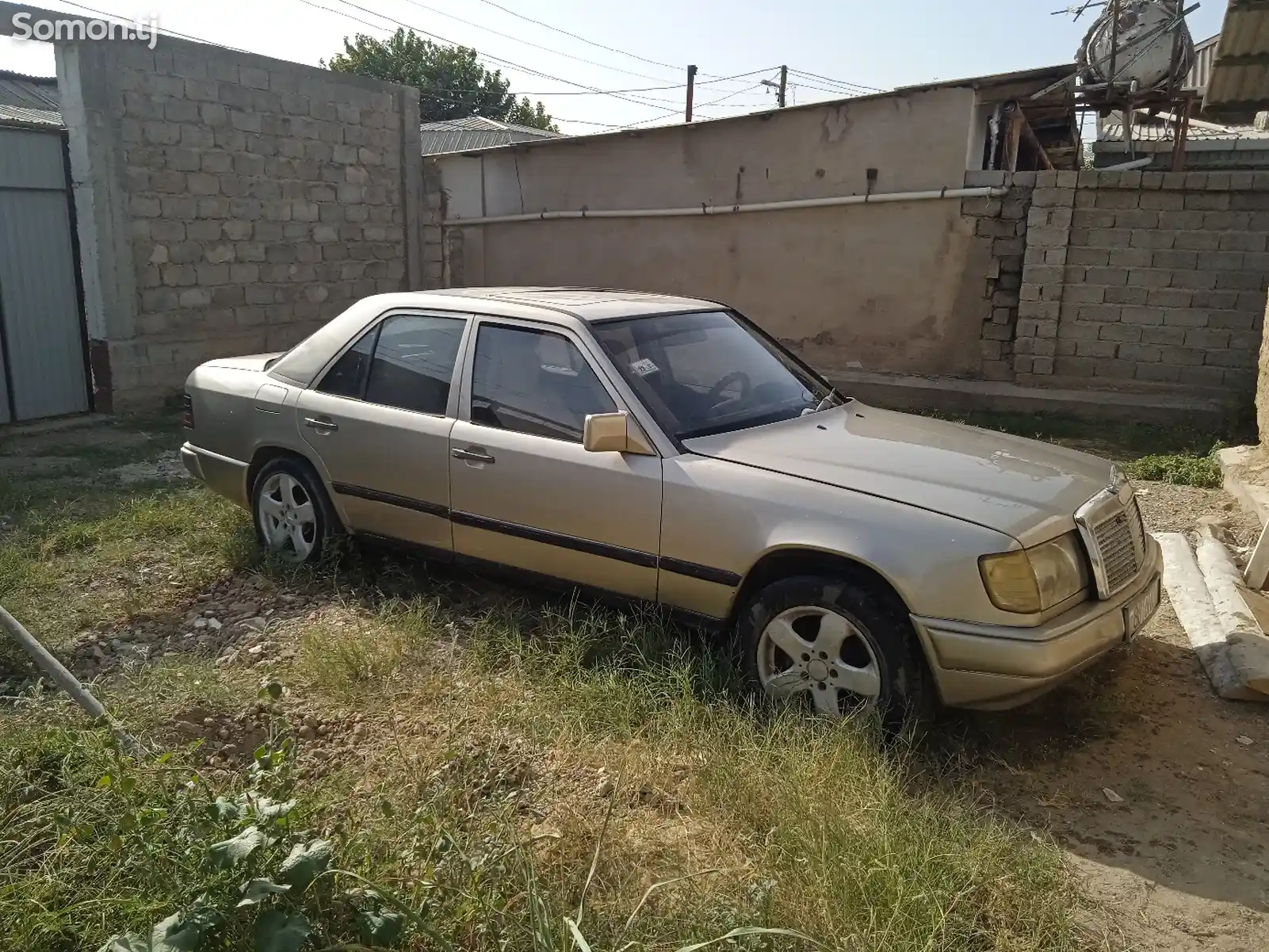 Mercedes-Benz W124, 1988-2