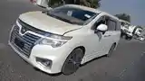 Nissan Elgrand, 2014-16