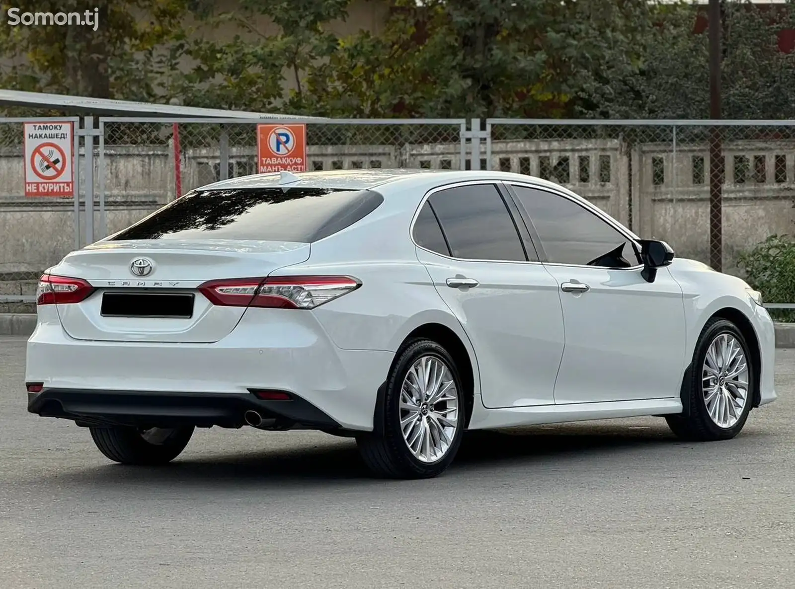 Toyota Camry, 2020-6