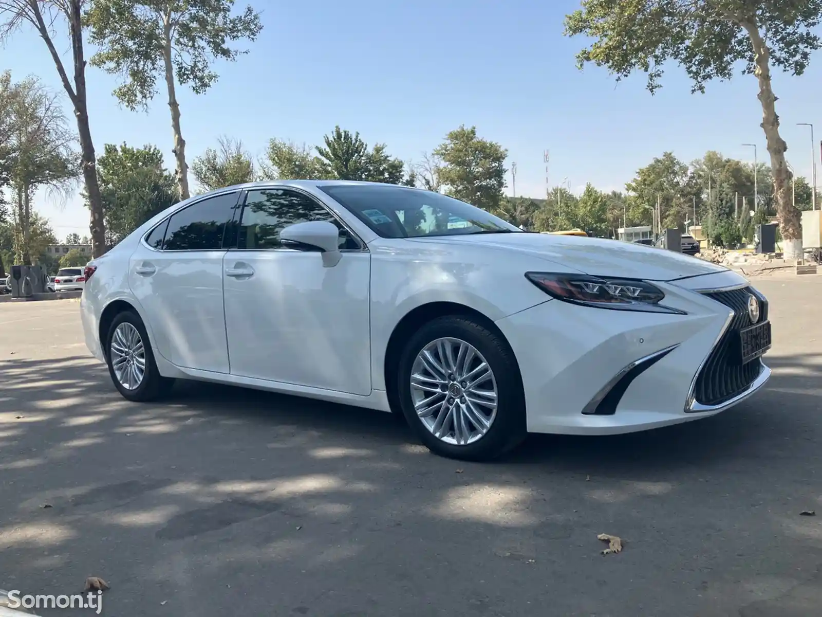 Lexus ES series, 2014-2