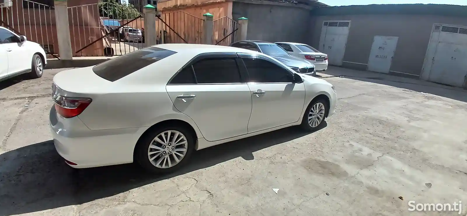 Toyota Camry, 2015-7