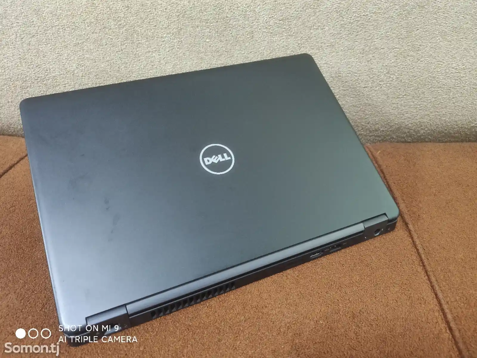 Ноутбук Dell core i5-7Gen RAM 8GB SSD 128GB-4