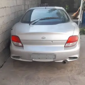 Hyundai Tiburon, 2000