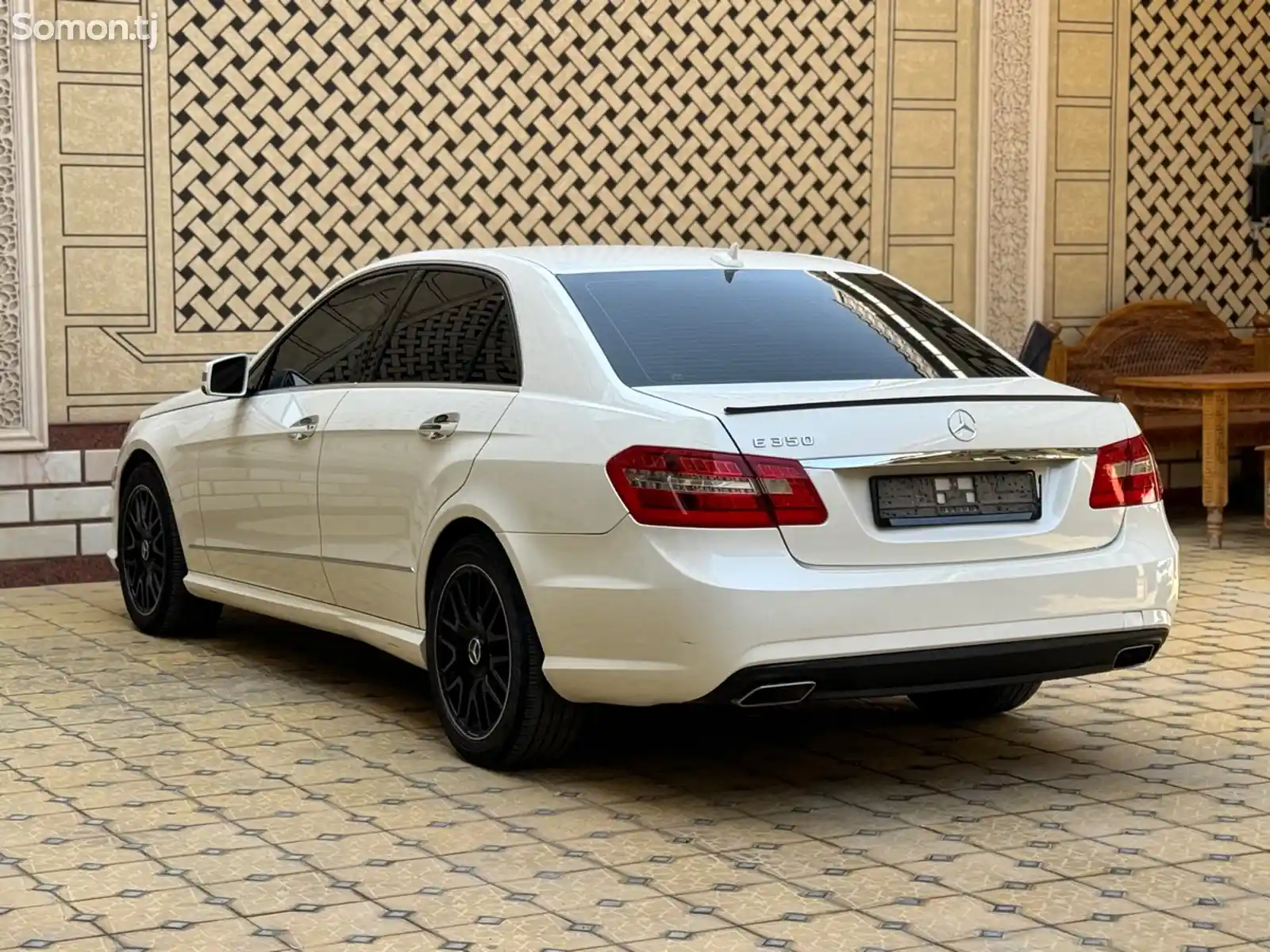 Mercedes-Benz E class, 2011-6