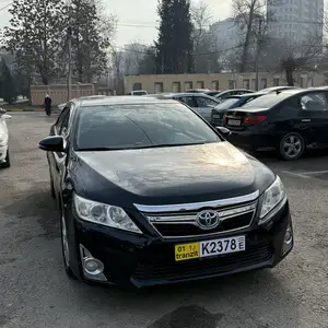 Toyota Camry, 2012