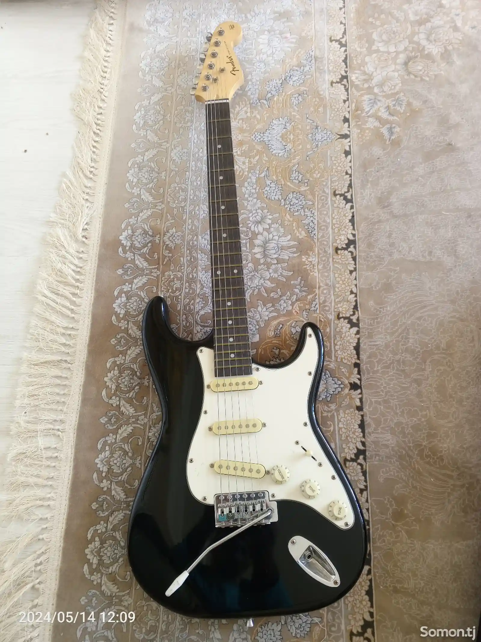 Гитара electric guitar fender-2