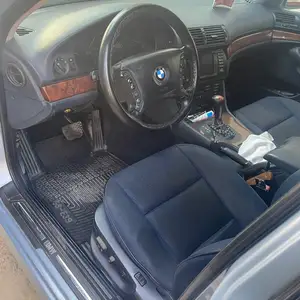 BMW 5 series, 2002