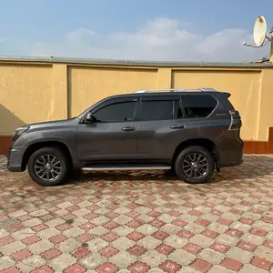 Toyota Land Cruiser Prado, 2012