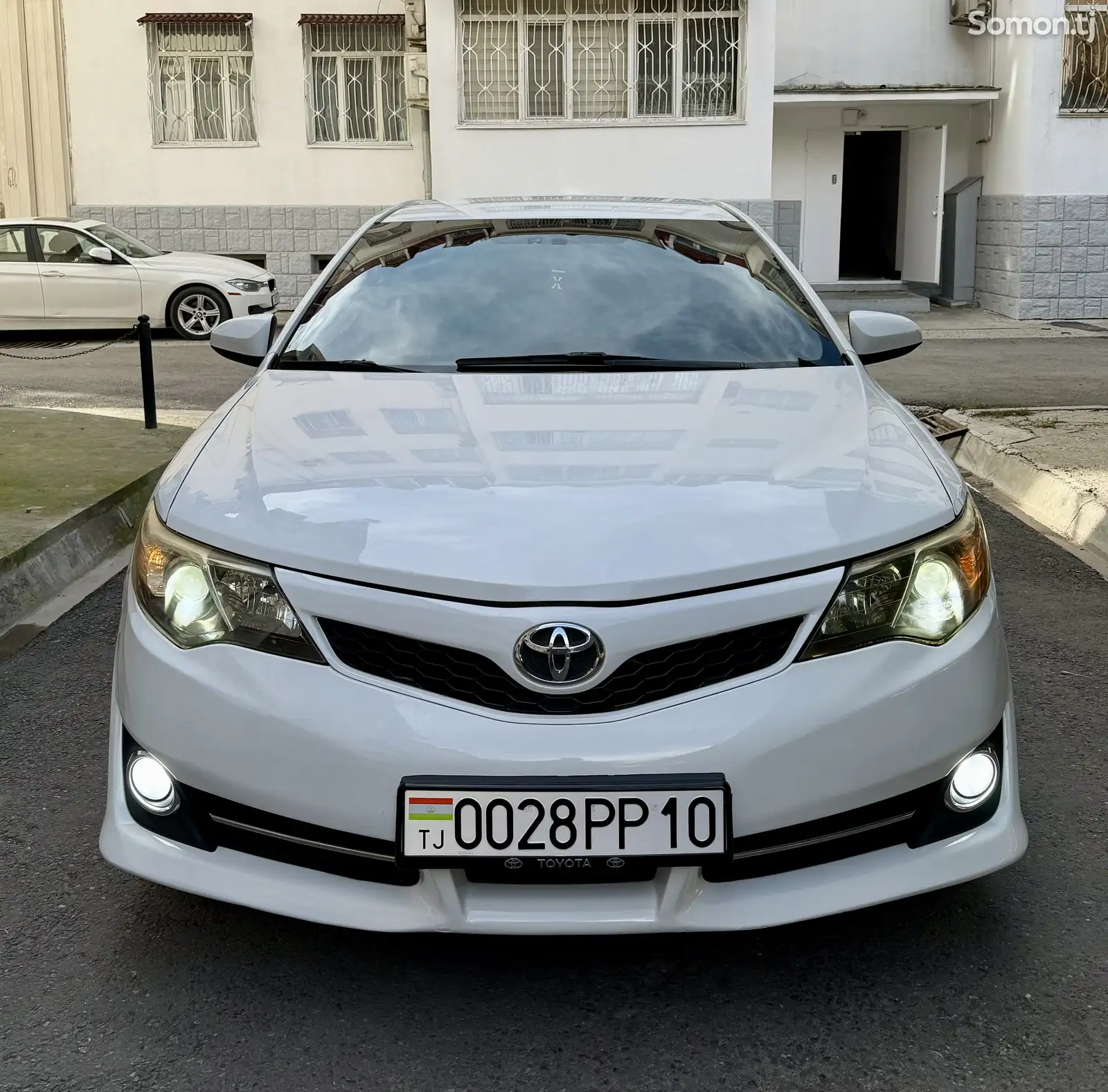 Toyota Camry, 2012-1