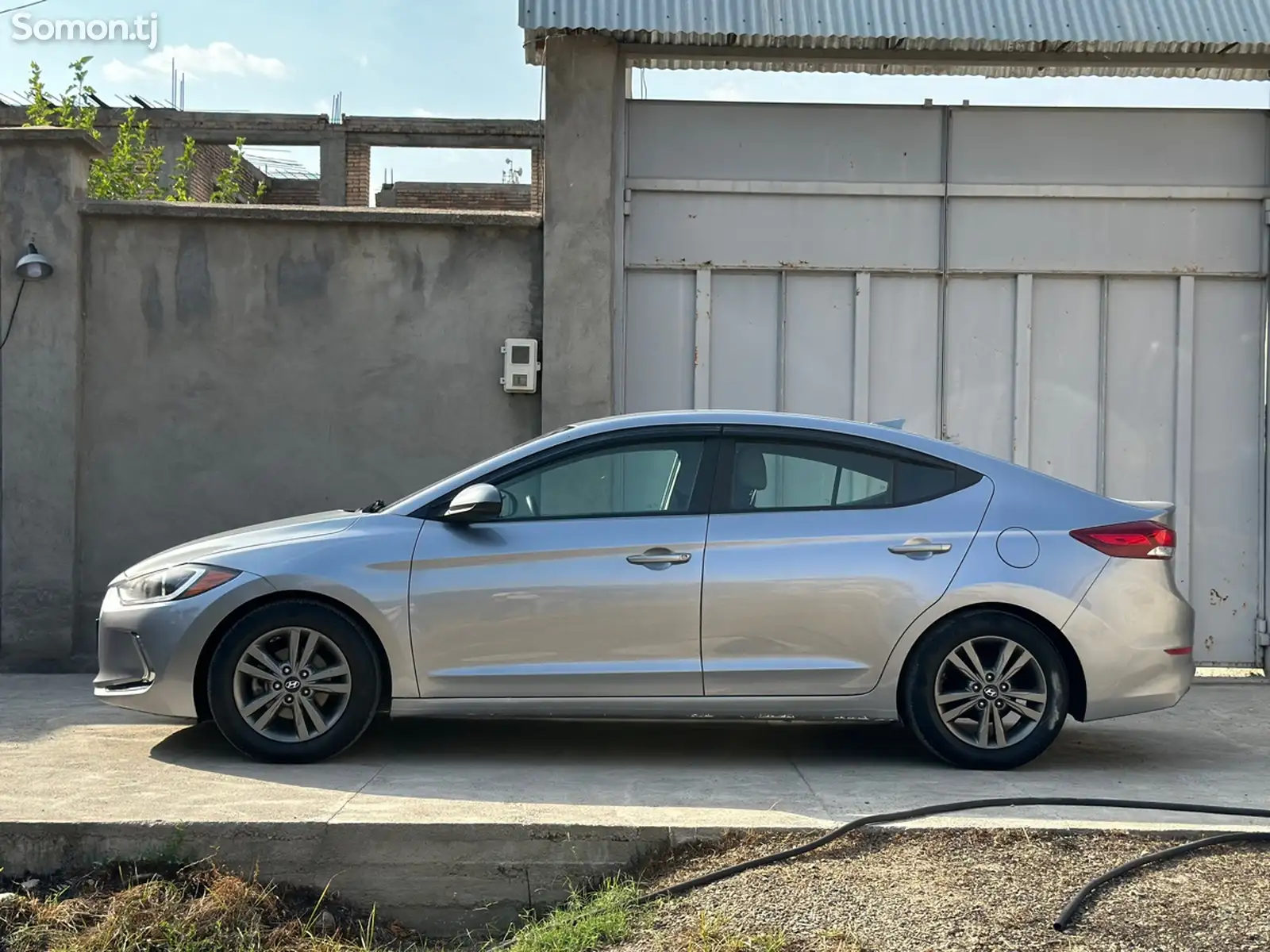 Hyundai Elantra, 2017-3