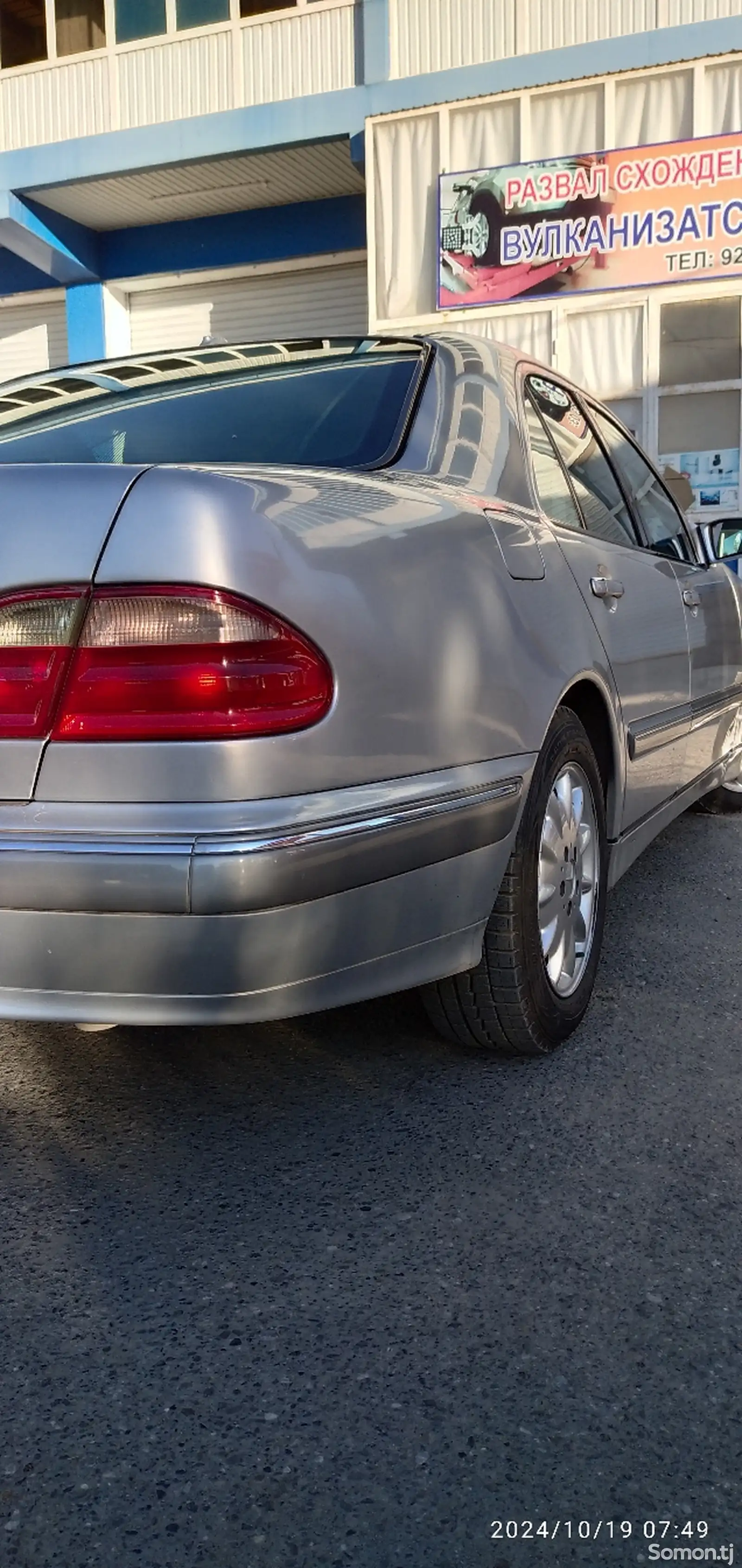 Mercedes-Benz E class, 2000-1