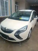 Opel Zafira, 2015-8