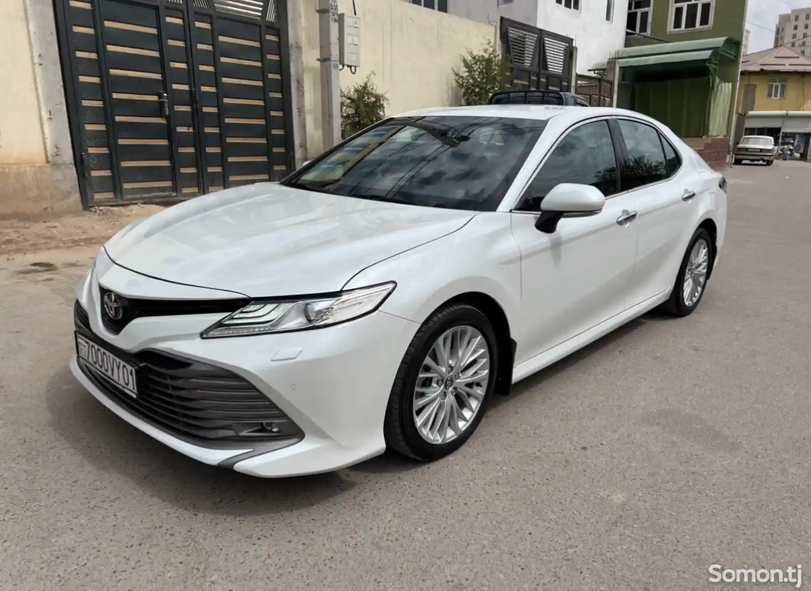 Toyota Camry, 2019-6