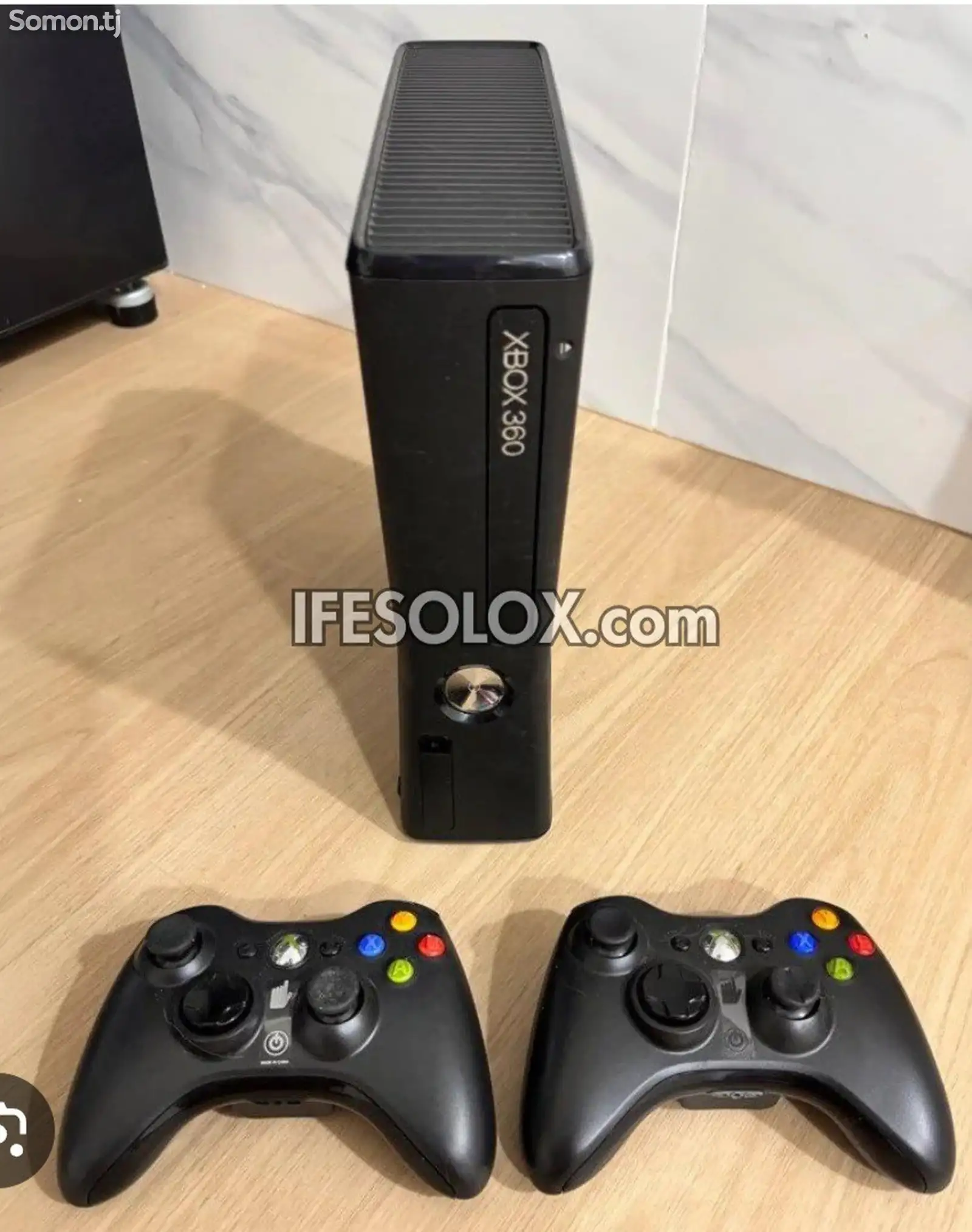 Игровая приставка XBOX 360