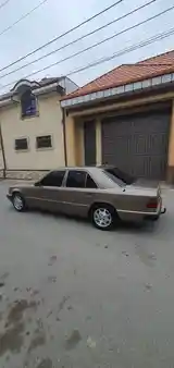 Mercedes-Benz W124, 1992-3