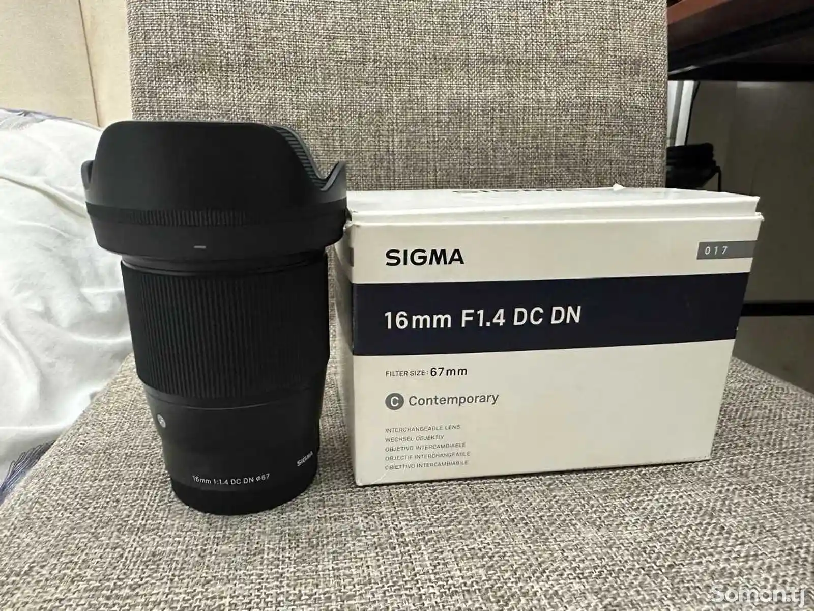 Видеокамера Sony 6400 Sigma 16mm 1.4 E-Mount-9