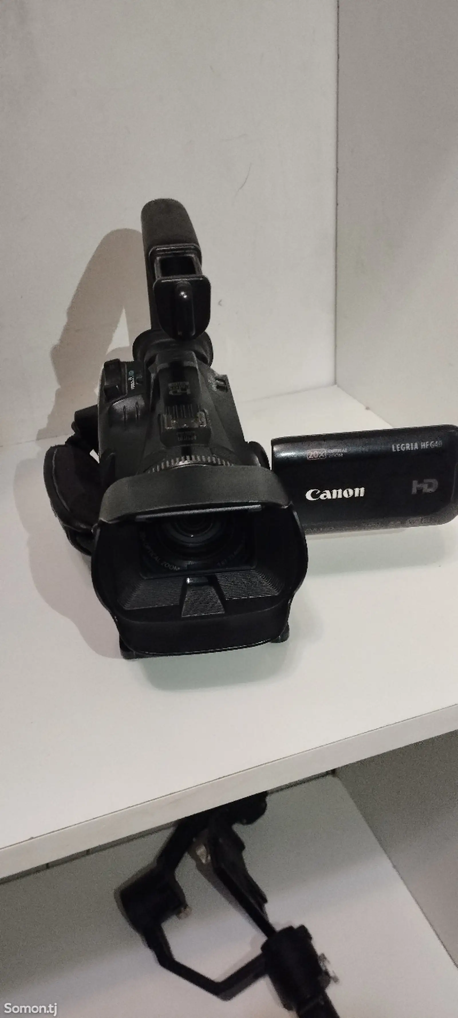 Видеокамера Canon-1