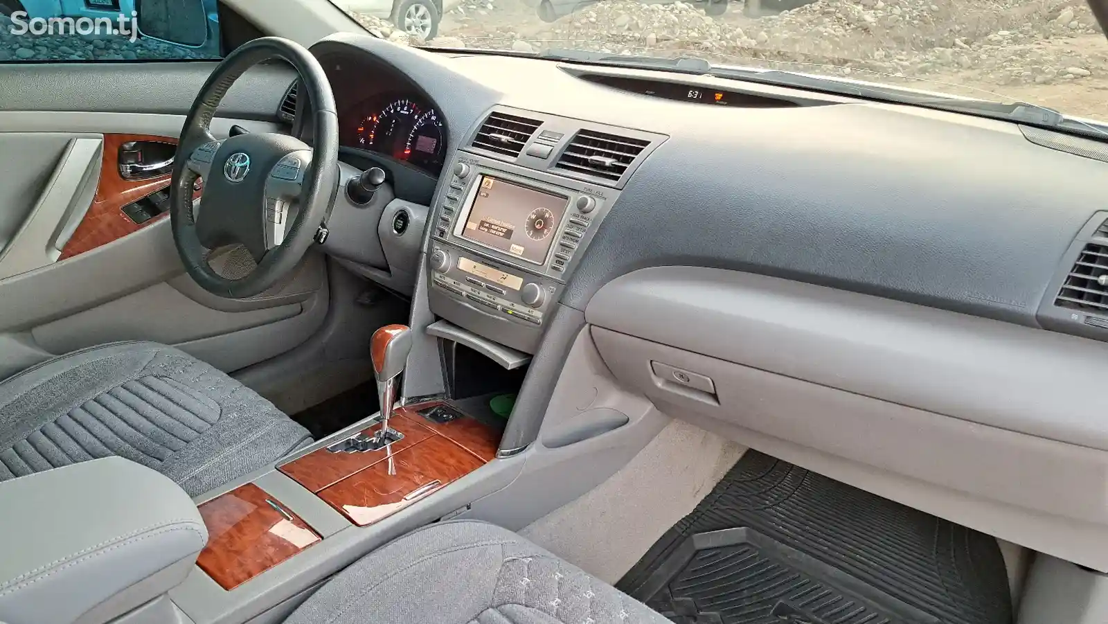 Toyota Camry, 2010-8