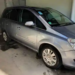 Opel Zafira, 2008