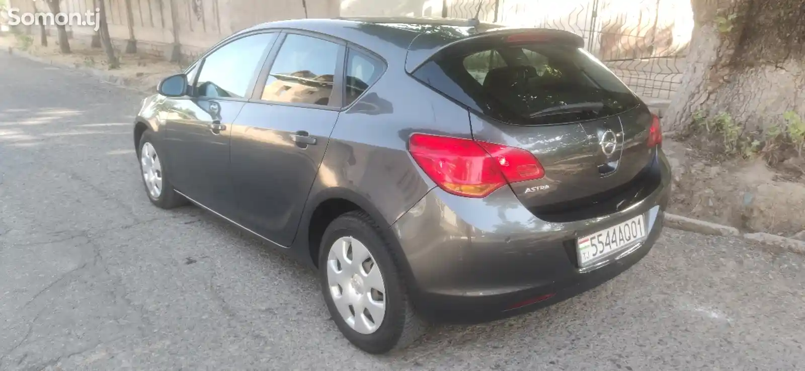 Opel Astra J, 2010-2