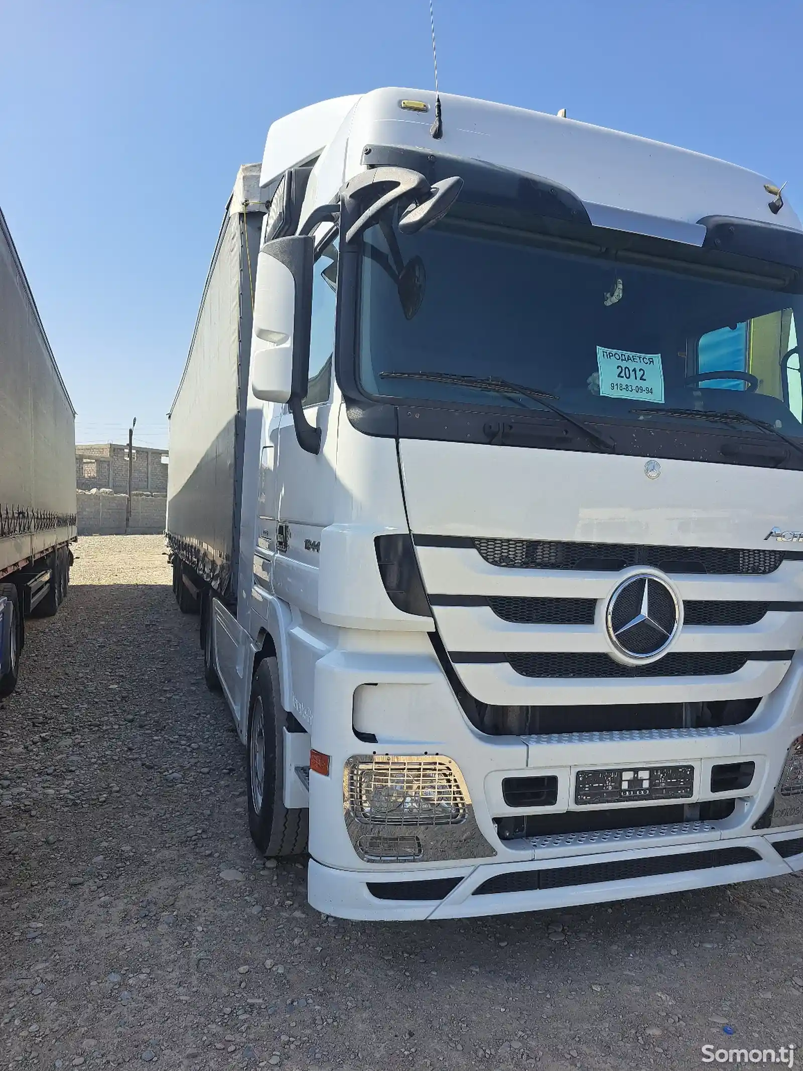 Бортовой грузовик Mercedes-Benz Actros, 2012-3