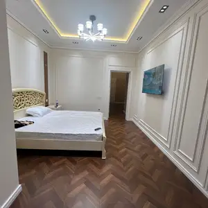 2-комн. квартира, 11 этаж, 110м², И. Сомони