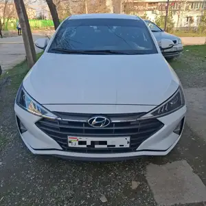 Hyundai Avante, 2020