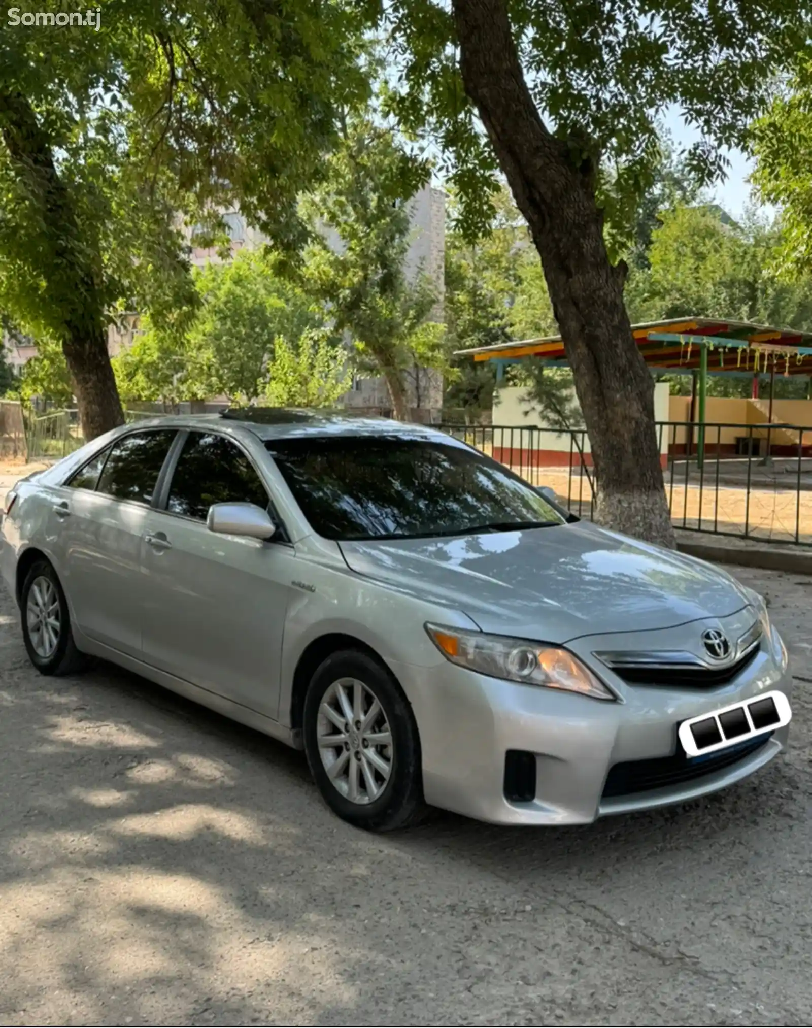 Toyota Camry, 2010-1