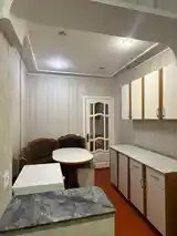 2-комн. квартира, 2 этаж, 65м², паварот Аэрапорт-6