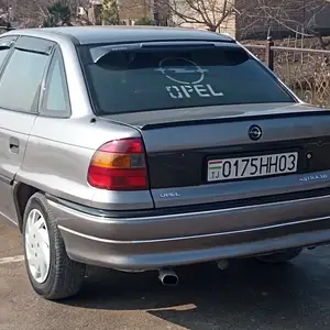 Opel Astra F, 1992